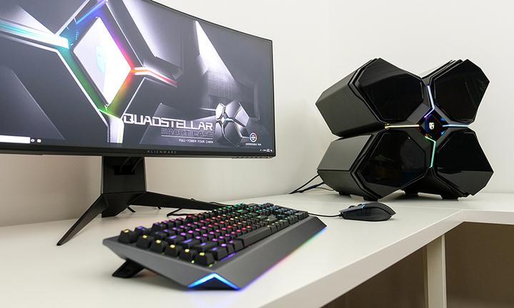Actual product image Deepcool Quadstellar (ATX, Mini-ITX, E-ATX)