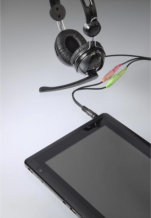 Actual product image Hama Audio adapter, 4pin 3.5mm jack plug - 2x 3pin 3.5mm jack headset