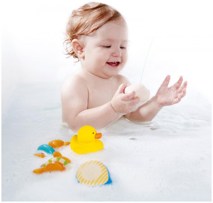 Actual product image Hape Teddy and his friends