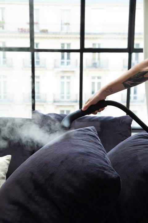 Actual product image SteamOne Vertical steam straightener MINILYS-MIC (2000 W, 42 g/min)