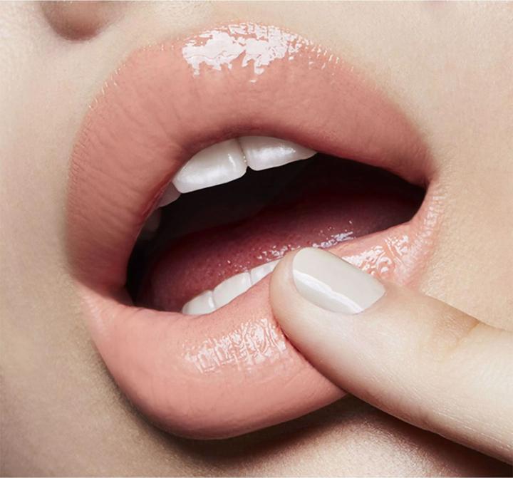 Immagine prodotto MAC Cosmetics Patent Paint Lip Lacquer Patent Pleasure (Specchio magico)