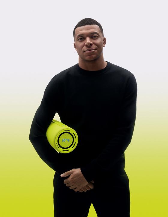 Actual product image We. by Loewe We. HEAR pro neon (24 h, Rechargeable battery operated)