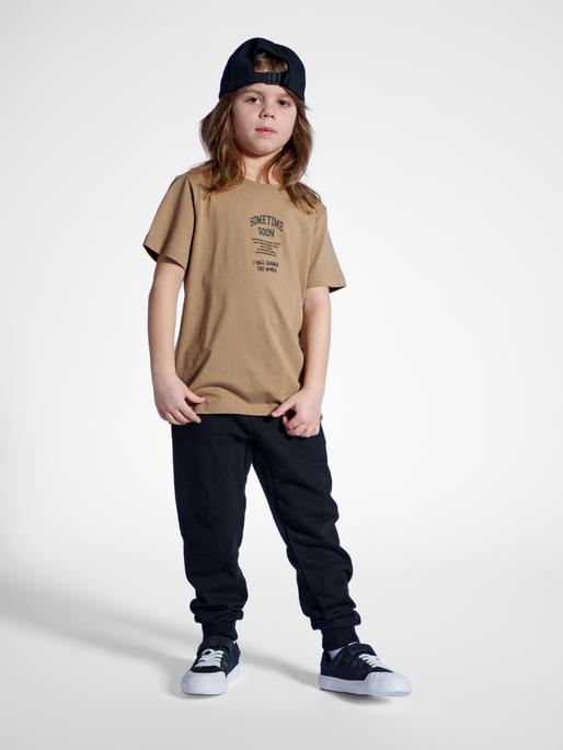 Actual product image hummel stmDIMAS T-SHIRT S/S (92)