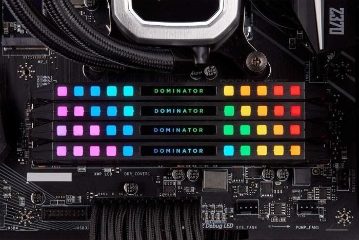 Produktbild Corsair Dominator Platinum RGB (4 x 32GB, 3200 MHz, DDR4-RAM, DIMM)