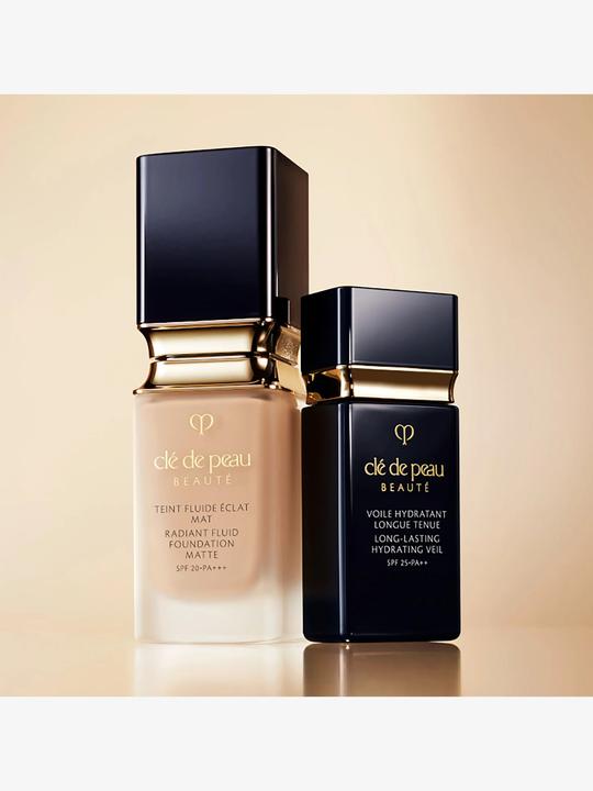 Actual product image Clé De Peau Long Lasting Hydrating Veil (Sun cream face, SPF 25, 30 ml)