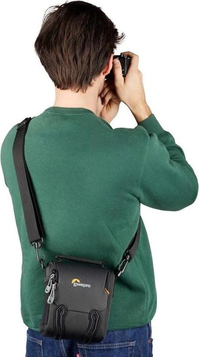 Produktbild Lowepro Adventura SH 120 III Green Line (Kamera Schultertasche, 3 l)