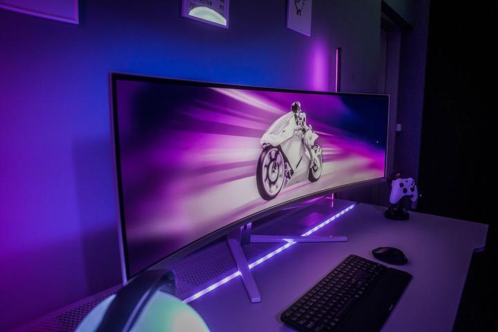 Image du produit Philips Evnia 49M2C8900/00 (5120 x 1440 pixels, 48.90")