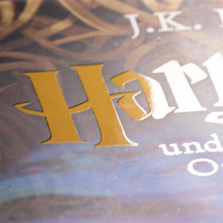 Produktbild Harry Potter und der Orden des Phönix (farbig illustrierte Schmuckausgabe) (Harry Potter 5) (Deutsch, Neil Packer, J.K. Rowling, Klaus Fritz, 2022)