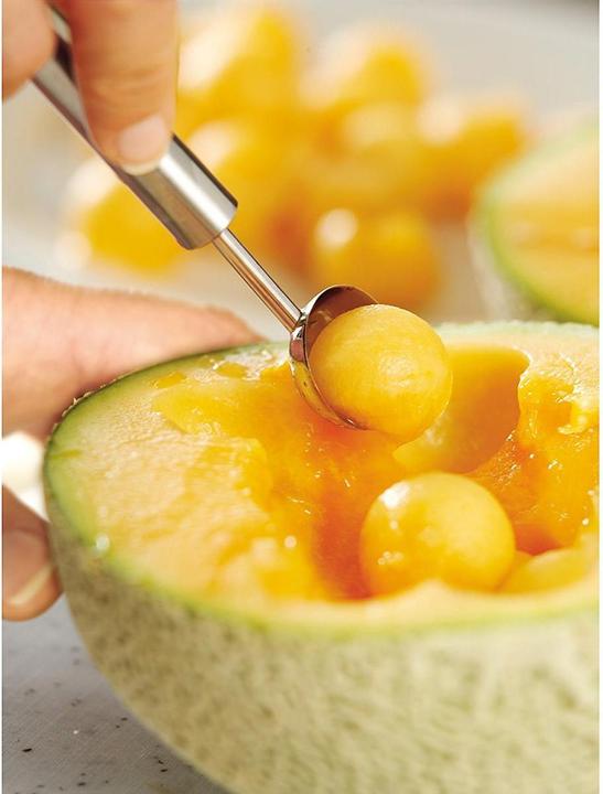 Produktbild WMF Melonenausstecher Kugelausstecher mit Ablaufloch 15cm Profi Plus Edelstahl