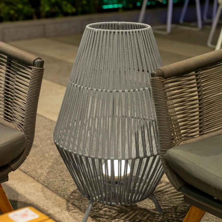 Produktbild Newgarden CONTA LED Aussen-Stehleuchte, kabellos, mit Fernbedienung, USB, Akku IP54 (900 lm, IP54)