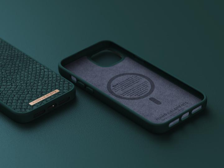 Actual product image Njord Hard Cover Salm.Leather Magsafe Case green (Apple iPhone 14 Plus)
