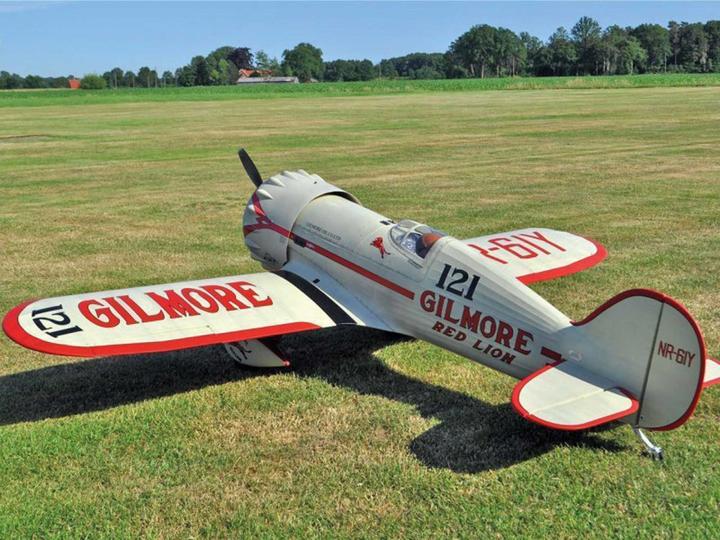Actual product image Black Horse Gilmore Red Lion ARF / 2350mm ARF (Scale Helicopter)