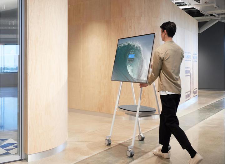 Image du produit Microsoft Surface Hub 2S (3840 x 2560 pixels, 50")