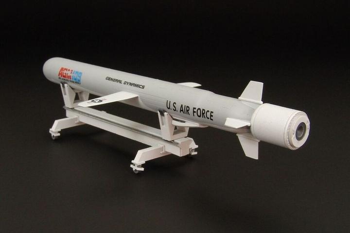 Actual product image Brengun AGM-109 TOMAHAWK