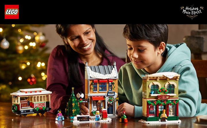 Image du produit LEGO La rue principale décorée pour Noël (10308, LEGO difficiles à trouver)