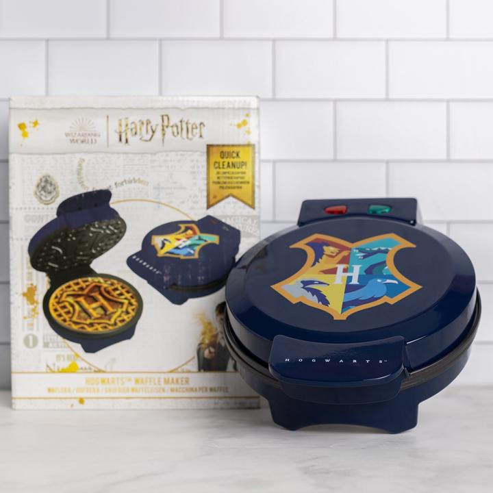 Produktbild Uncanny Brands HARRY POTTER - Poudlard - Gaufrier (EU-Stecker)