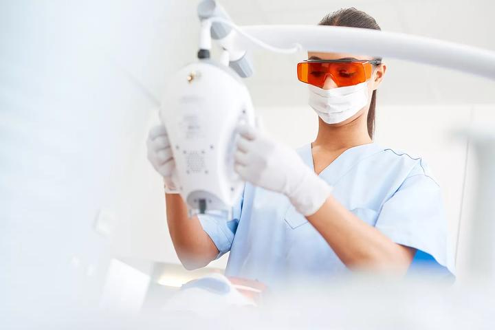 Immagine prodotto Philips In-office whitening DIS577/00 Lampada a LED WhiteSpeed (Kit)