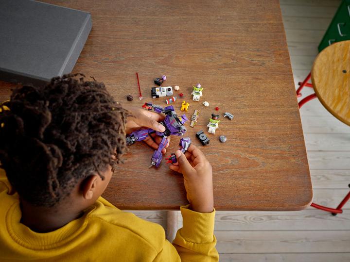Actual product image LEGO Duel with Zurg (76831, LEGO Disney)