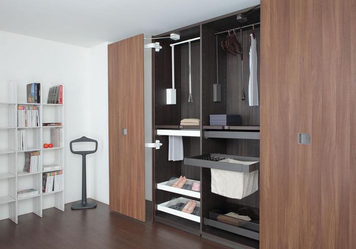 Actual product image Servetto Pull-out frame front/rear profile Papillon 560 - 800 mm anthracite (1 pcs.)