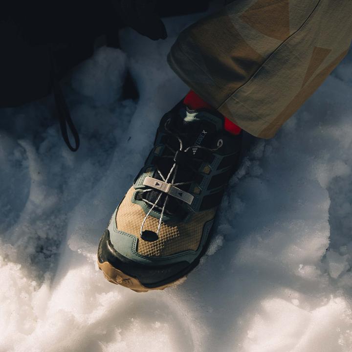 Actual product image adidas Skychaser GTX (44)