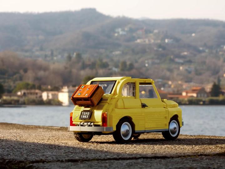 Actual product image LEGO Fiat 500 (10271, LEGO Creator Expert, LEGO Rare Sets)