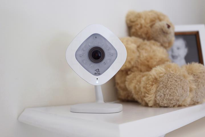 Produktbild Arlo Q Vmc3040 (1920 x 1080 Pixels)