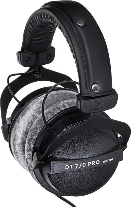 Actual product image Beyerdynamic DT 770 Pro (No noise cancelling, Cable)