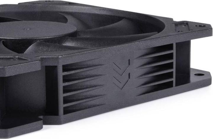 Actual product image Alphacool Core 120mm fan PWM 2500rpm (120x120x25mm) (120 mm, 1 x)