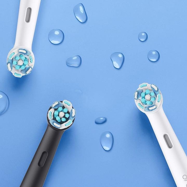 Actual product image Oral-B iO Series 8 (Oscillating toothbrush)