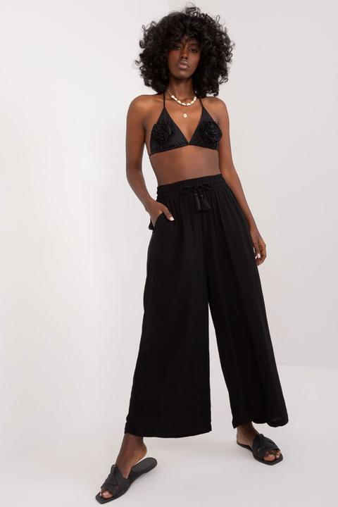 Sublevel Damen Hose model (M)