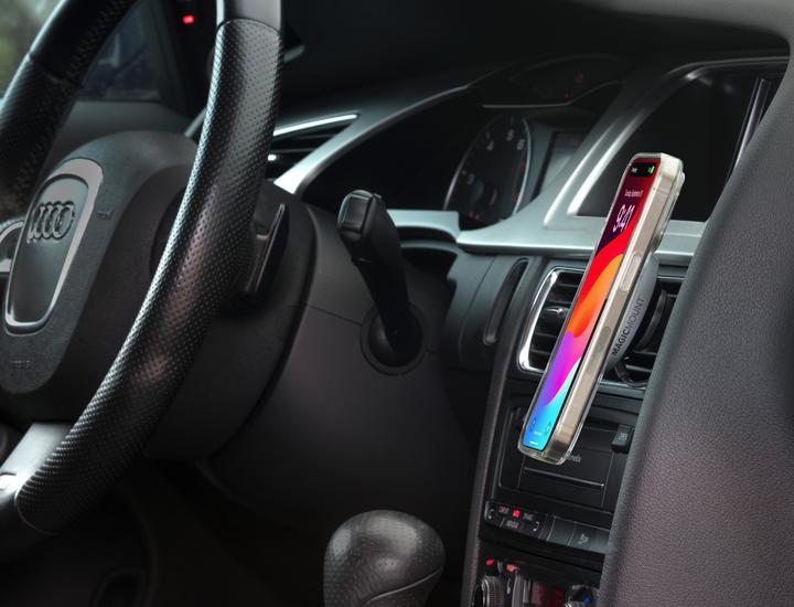 Actual product image Scosche magicMOUNT Charge Pro Dash / Vent - Magnetic (15 W)