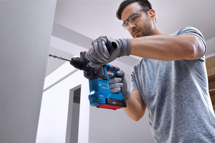 Actual product image Bosch Professional GBH 18V-18 Akku-Bohrhammer mit SDS plus (Rechargeable battery operated)