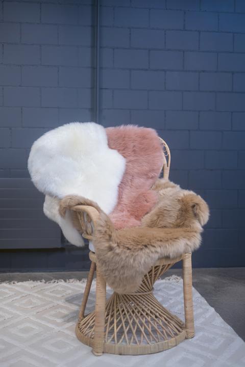 Actual product image Zewi Borregos pink lambskin (95 cm)