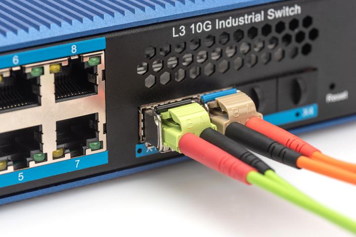 Actual product image Digitus Industrial mini GBIC (SFP) Module, 1.25 Gbps, 20km