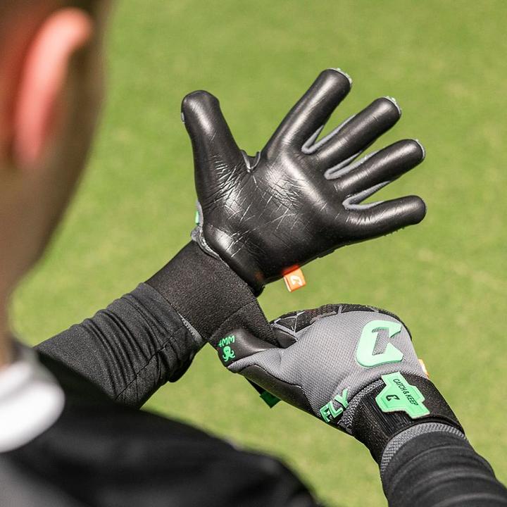 Produktbild Catch & Keep Fussballhandschuhe Fly Mint Soul Gr. 12 Mintgrün Torwart Keeper Goalie Handschuhe (12)