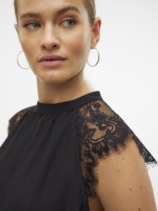 Actual product image Vero Moda Lace embellished top without sleeves (XS)