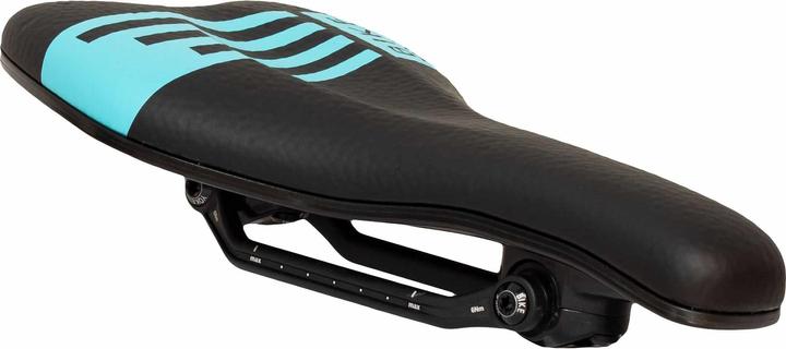 Actual product image BikeYoke Sagma saddle 142 mm. Blue.