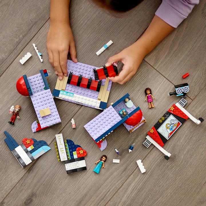 Produktbild LEGO Heartlake City Kino (41448, LEGO Friends)