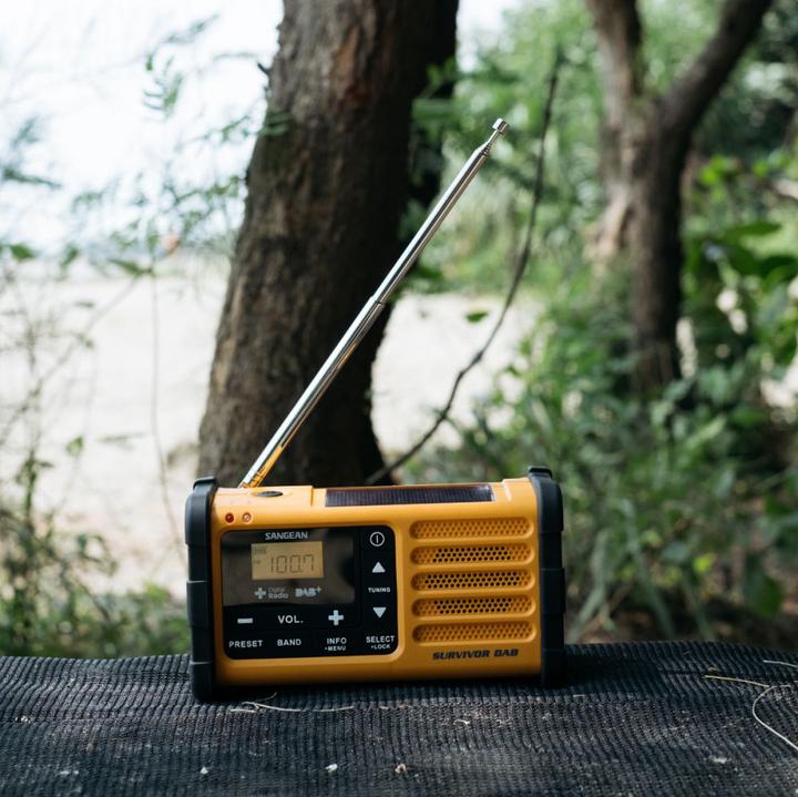 Productafbeelding Sangean Slingerradio MMR-88+ (DAB+, VHF, FM)