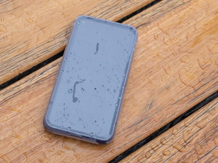 Actual product image Quad Lock Poncho (Google Pixel 5)