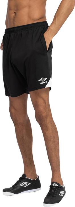 Actual product image Umbro Total Training Shorts (L)