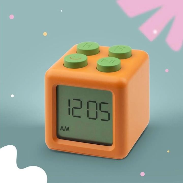 Actual product image Marys Wecker Würfel Orange