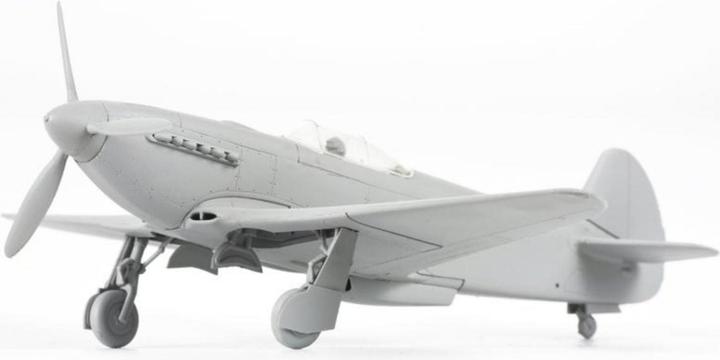 Produktbild Carson 1:72 WWII Yak-3 Soviet Jagdflugzeug