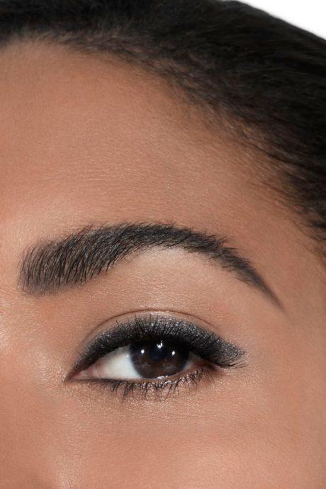 Actual product image Chanel Le Crayon Yeux No.69 Gris Scintillant 1.1 g (69 gris scintillant)