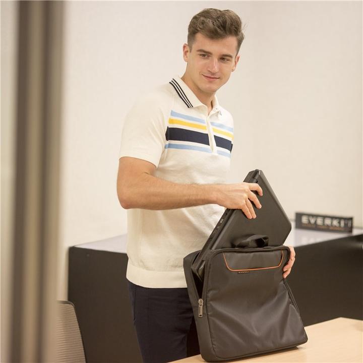 Image du produit Everki Sleeve (EKF808S17B) - étui noir pour ordinateur portable jusqu'à 17,3 pouces (17.30", Universel)