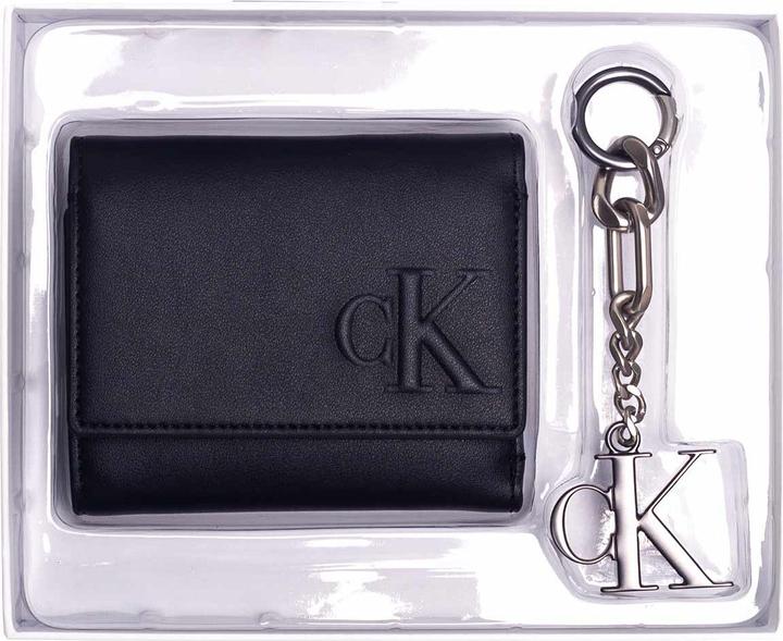 Actual product image Calvin Klein Jeans Women's Trifold + Hardware Keyfob Travel Accessory Bi-Fold Wallet, Black, Unisex