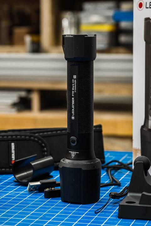 Produktbild Ledlenser P7R Work UV (17 cm, 1200 lm)