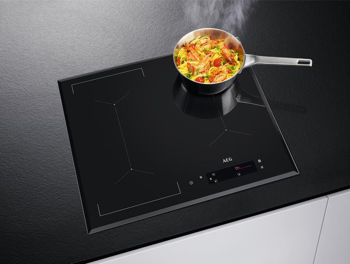 Actual product image AEG IAE64843FB
