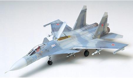 Actual product image Tamiya 1:72 Sukhoi SU-27 B2 Sea-Flanker