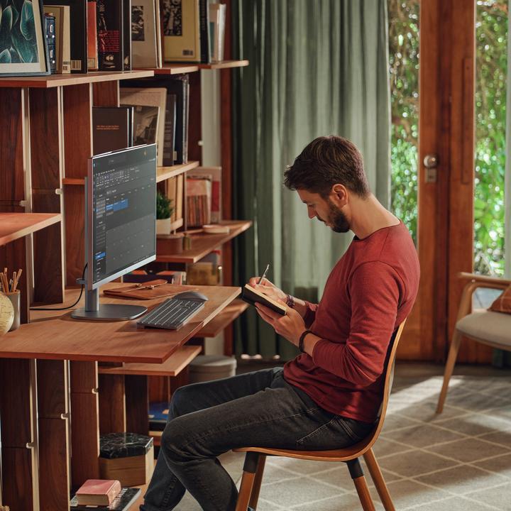 Immagine prodotto HP OmniStudio X All-in-One 27-cs0450ng (Intel Core Ultra 5 125H, 16 GB, 512 GB)